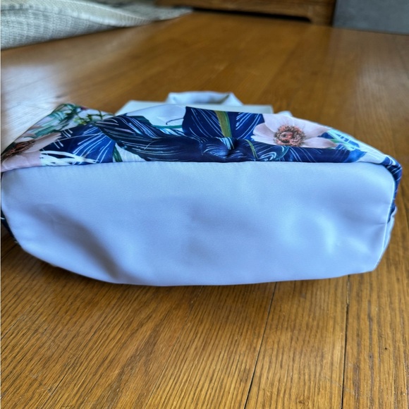 Floral Ted Baker backpack NWT - Picture 7 of 10